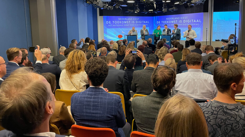 iPoort verkiezingsdebat iPoort Verkiezingsdebat 'Nederland Kiest - De Toekomst is Digitaal'